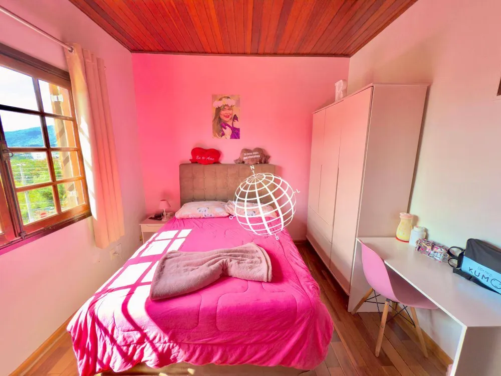 Casa, 3 quartos, 208 m² - Foto 3