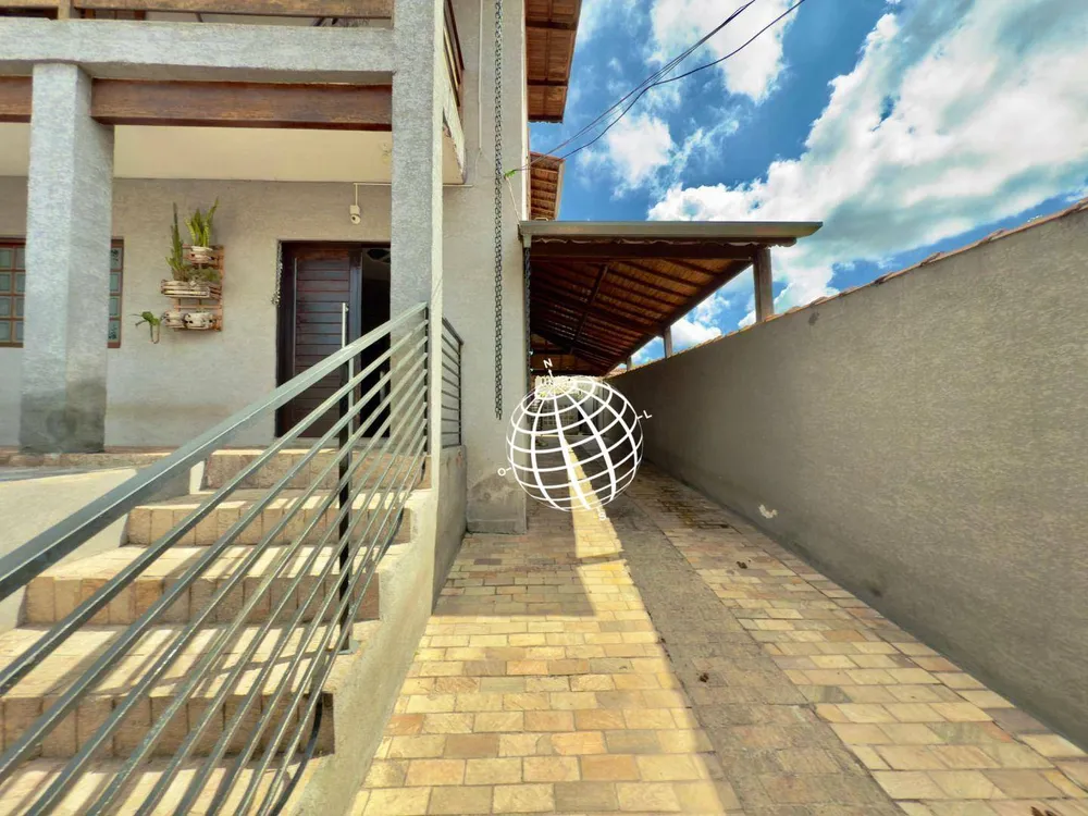 Casa, 3 quartos, 208 m² - Foto 2