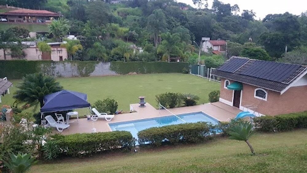 Chácara à venda com 3 quartos, 360m² - Foto 1