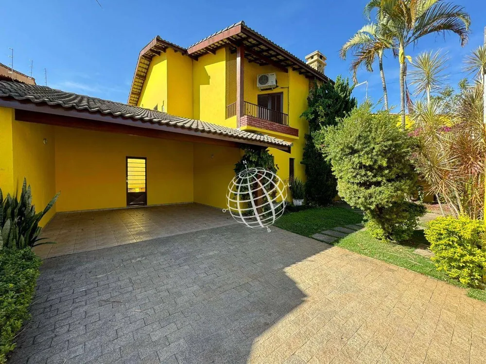 Casa, 3 quartos, 203 m² - Foto 1