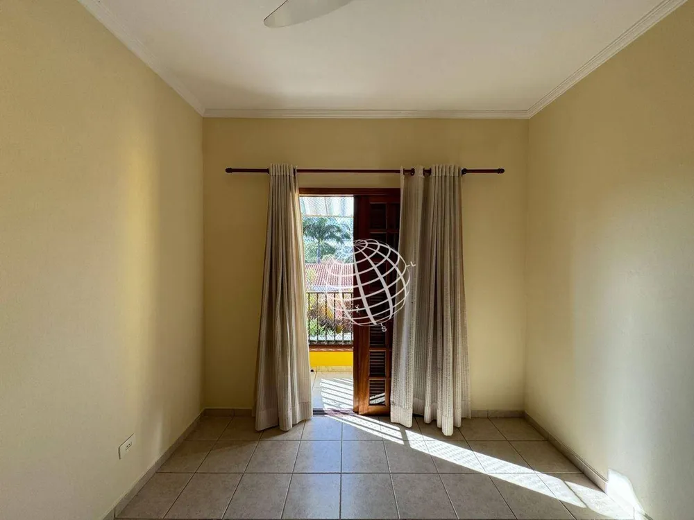 Casa, 3 quartos, 203 m² - Foto 13