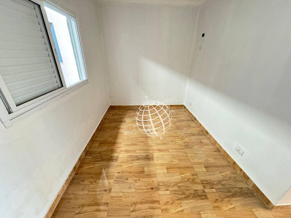 Casa à venda com 2 quartos, 90m² - Foto 9