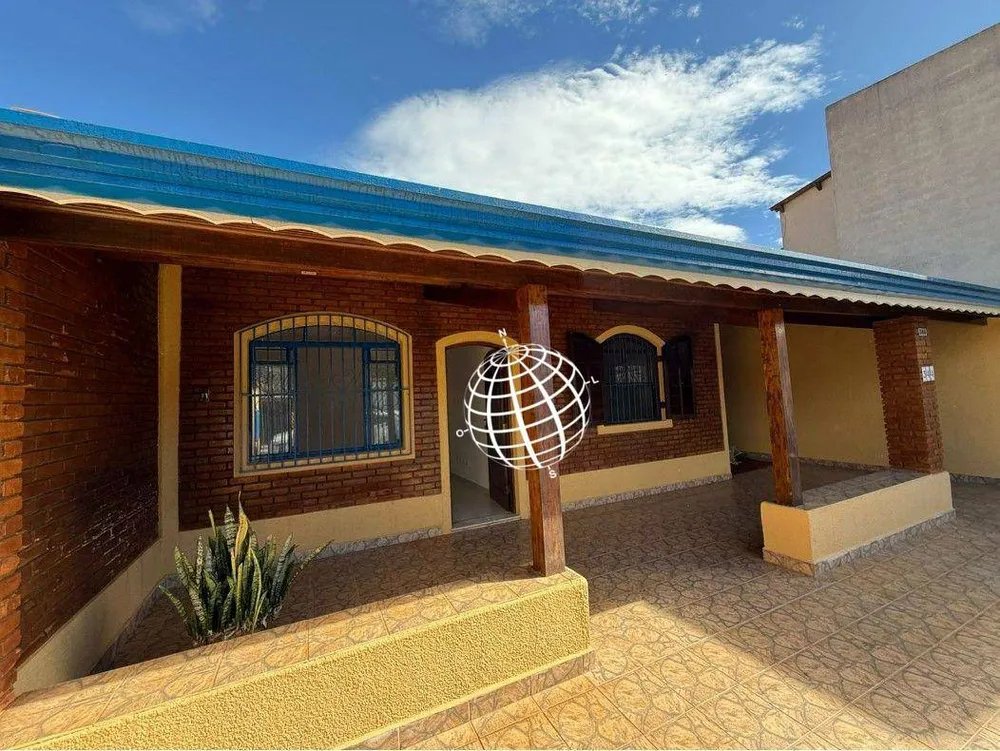 Casa, 3 quartos, 195 m² - Foto 1