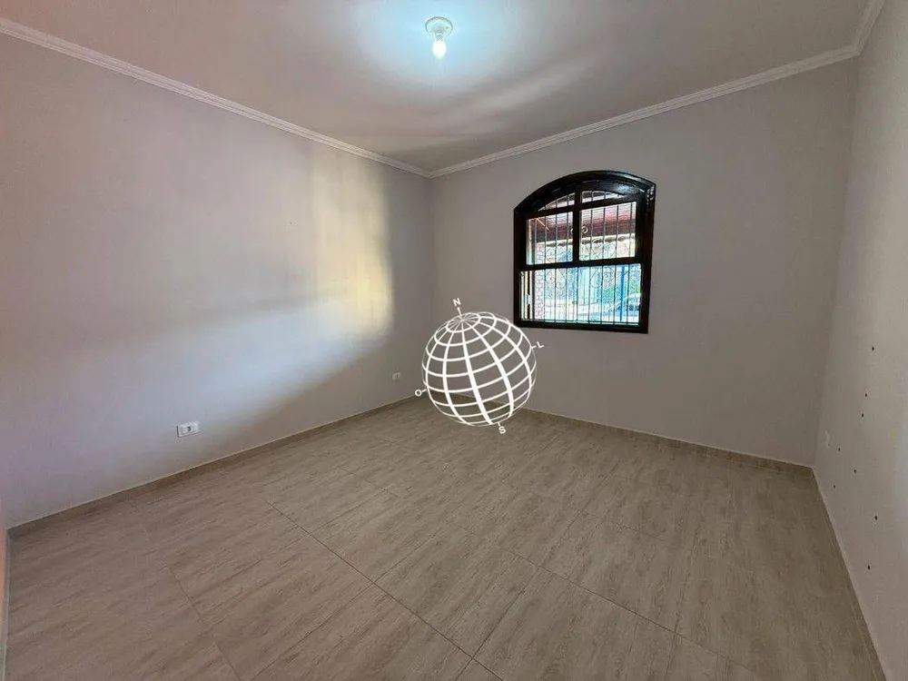 Casa, 3 quartos, 195 m² - Foto 2