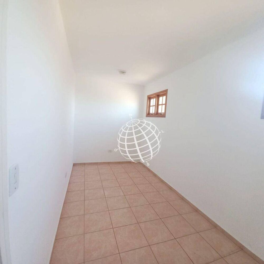 Casa para alugar com 5 quartos, 232m² - Foto 3