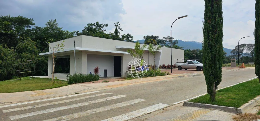 Loteamento e Condomínio, 360 m² - Foto 2