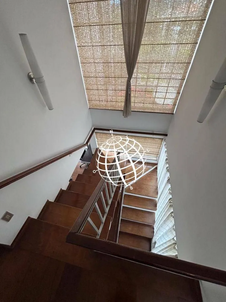 Casa, 3 quartos, 270 m² - Foto 1