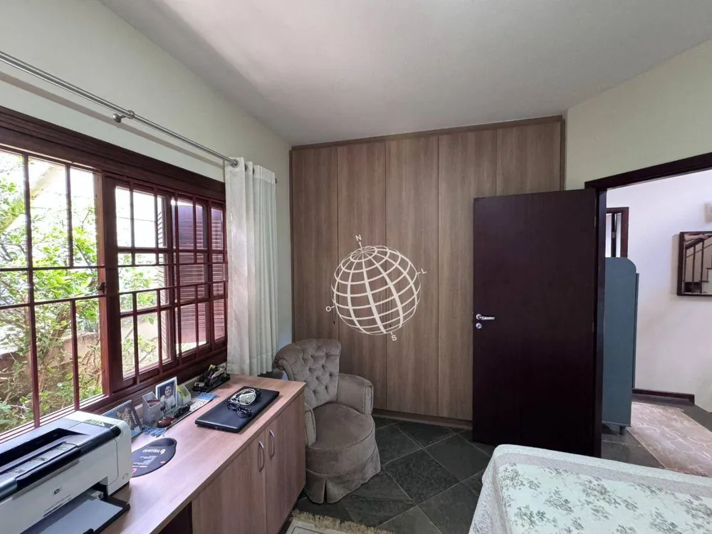 Casa, 4 quartos, 266 m² - Foto 2
