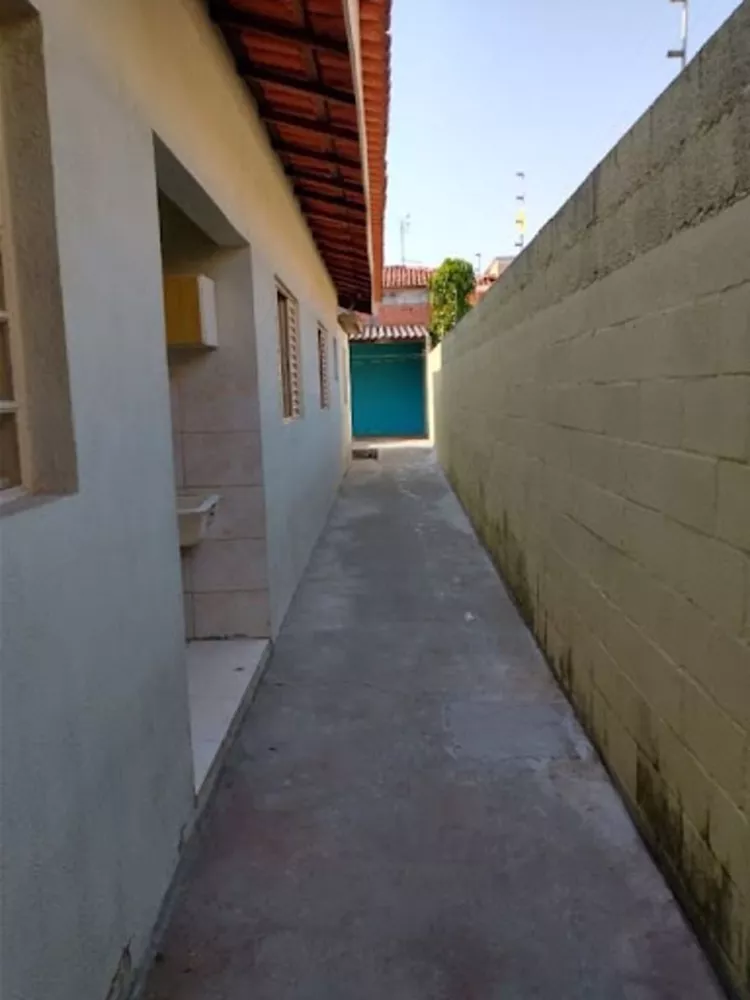 Casa à venda com 3 quartos, 76m² - Foto 3