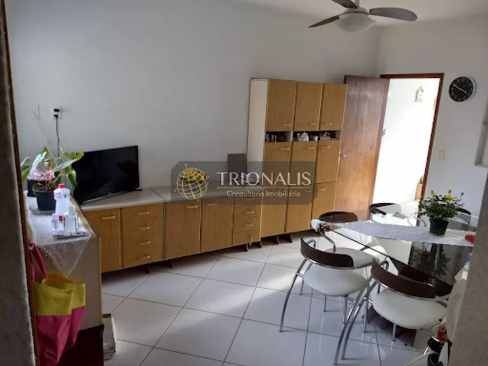 Casa, 3 quartos, 182 m² - Foto 2