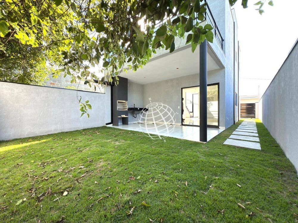 Casa à venda com 3 quartos, 110m² - Foto 1