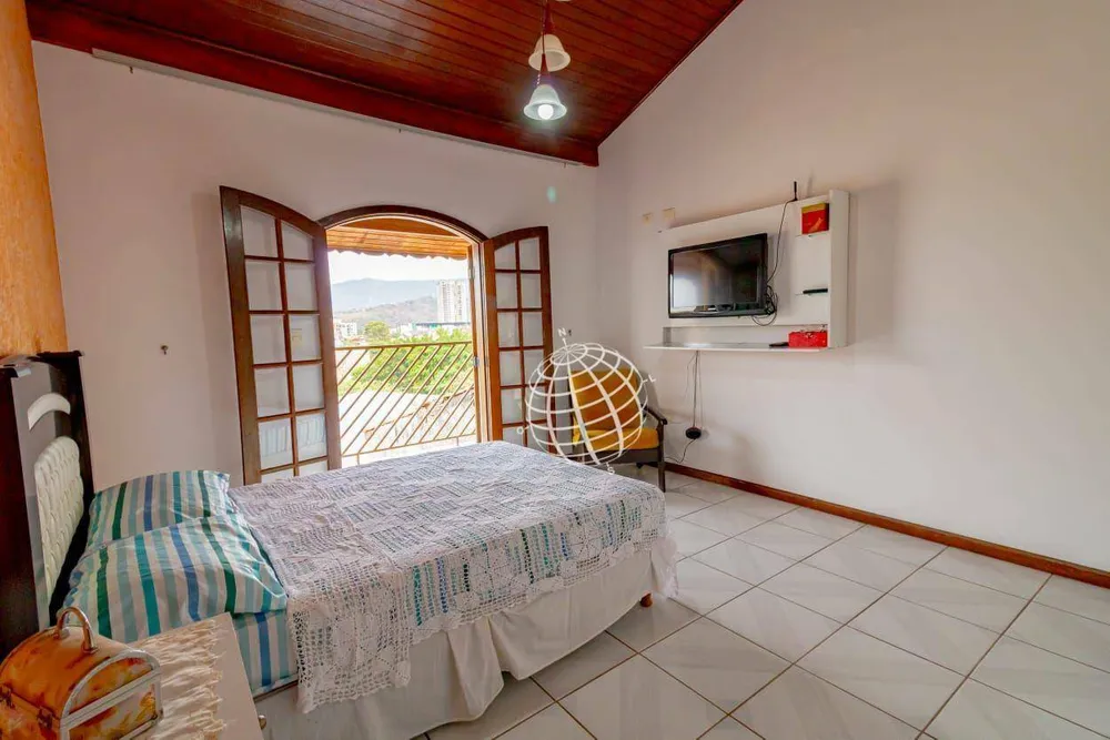 Casa, 4 quartos, 214 m² - Foto 8