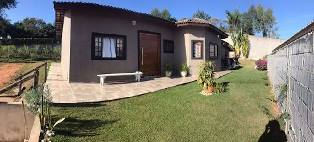 Casa de Condomínio à venda com 3 quartos, 168m² - Foto 2