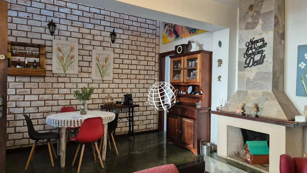 Casa, 3 quartos, 181 m² - Foto 3