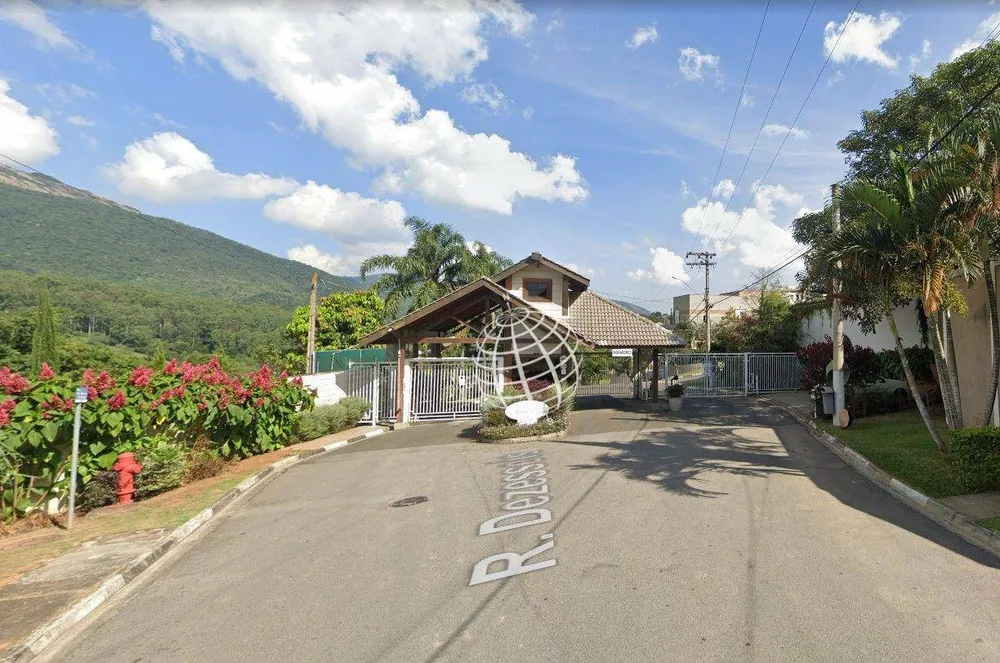 Loteamento e Condomínio, 450 m² - Foto 1