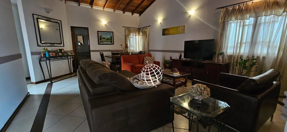 Casa, 4 quartos, 232 m² - Foto 9