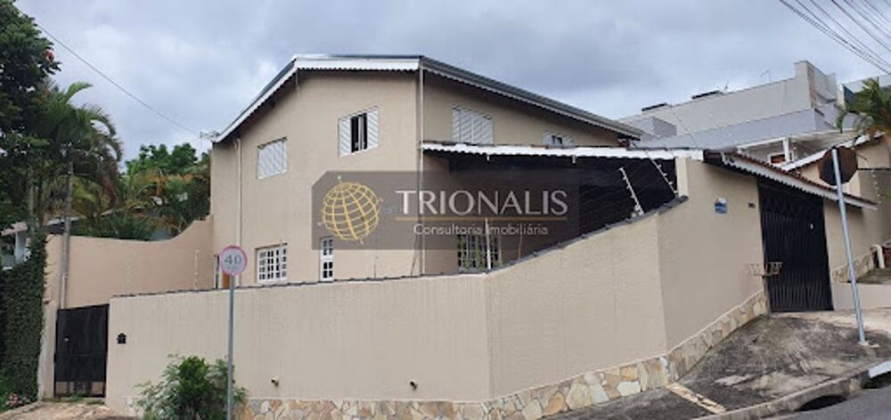 Casa, 3 quartos, 280 m² - Foto 1