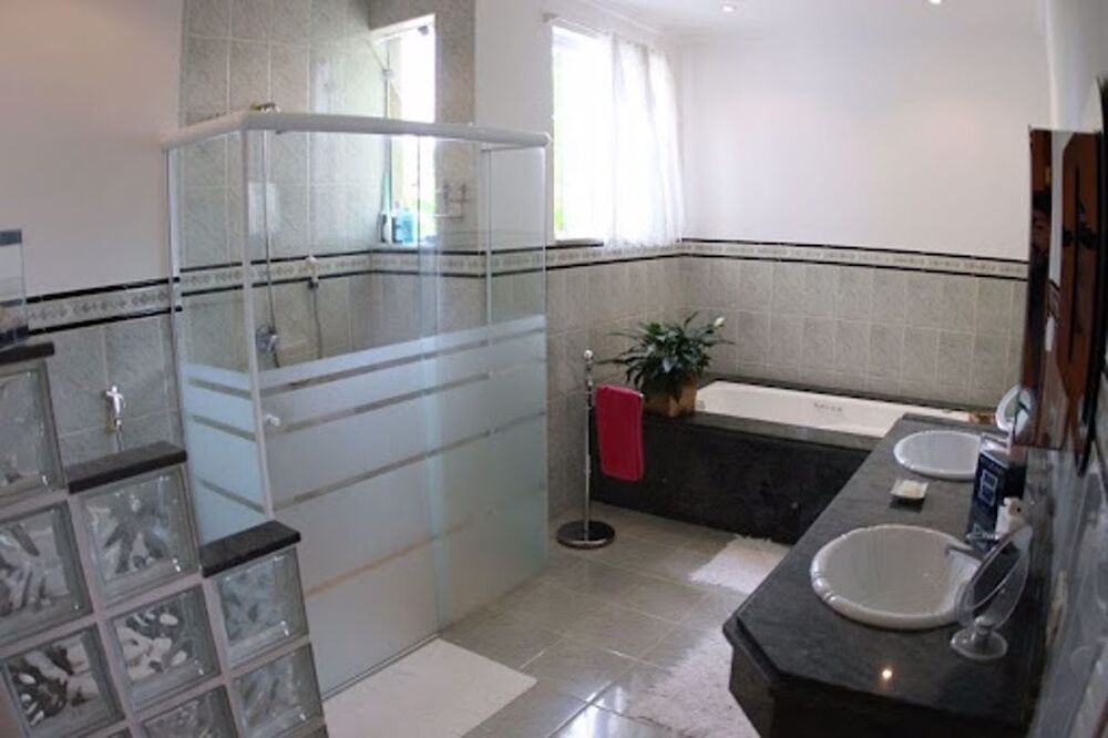 Casa à venda e aluguel com 3 quartos, 401m² - Foto 28