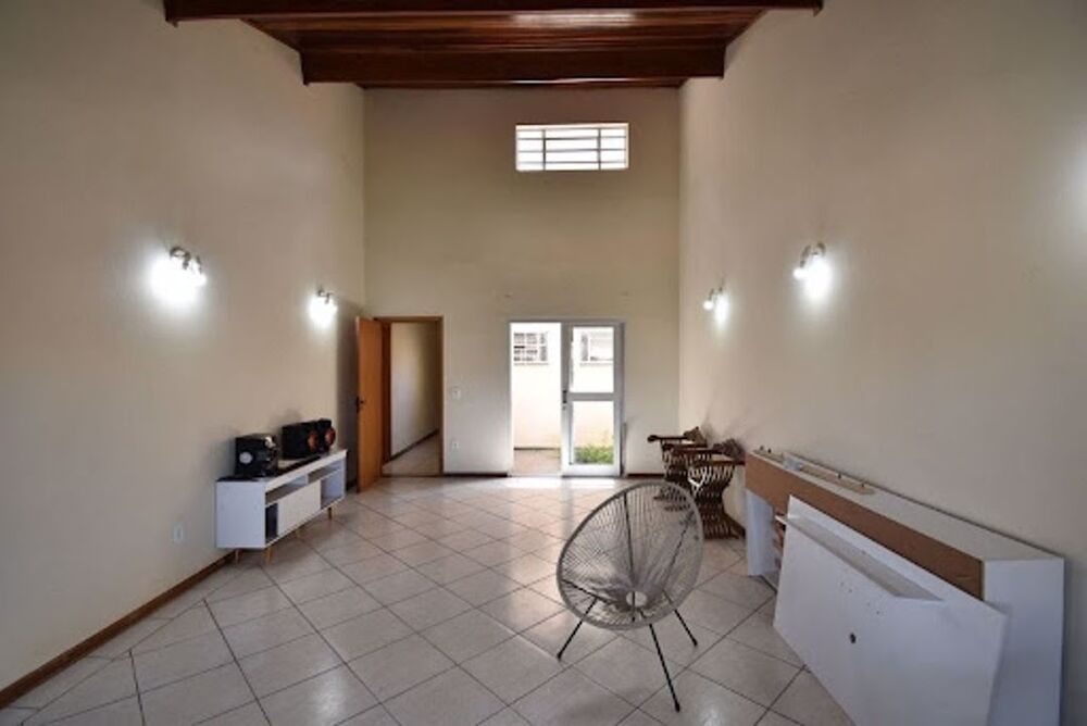 Casa, 3 quartos, 203 m² - Foto 2