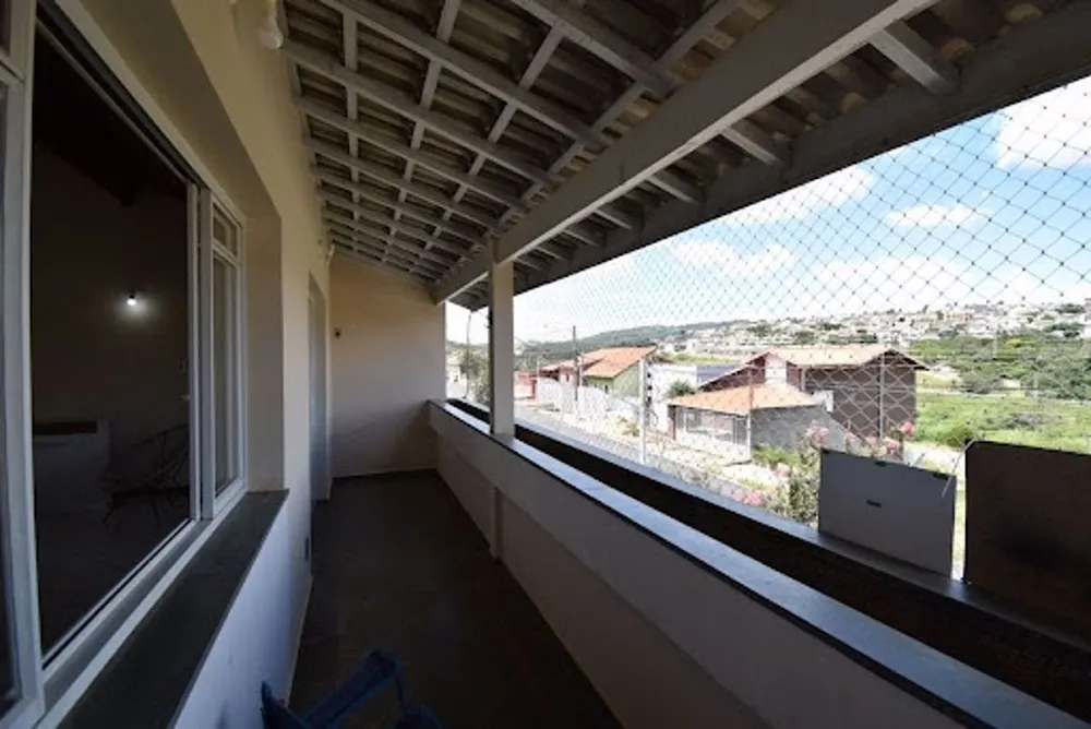 Casa, 3 quartos, 203 m² - Foto 1