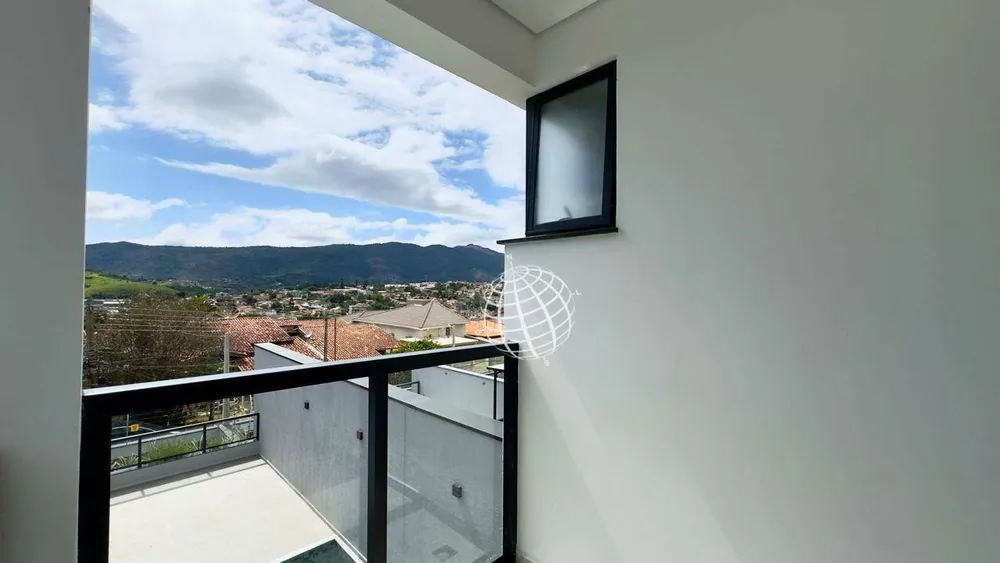 Casa, 3 quartos, 180 m² - Foto 1