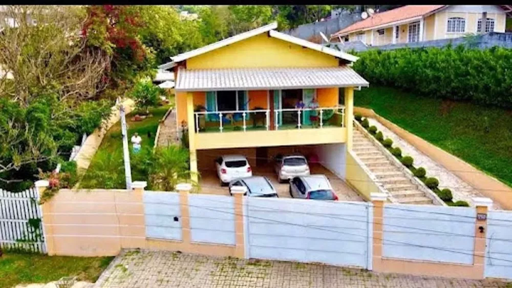 Casa de Condomínio à venda com 3 quartos, 270m² - Foto 2