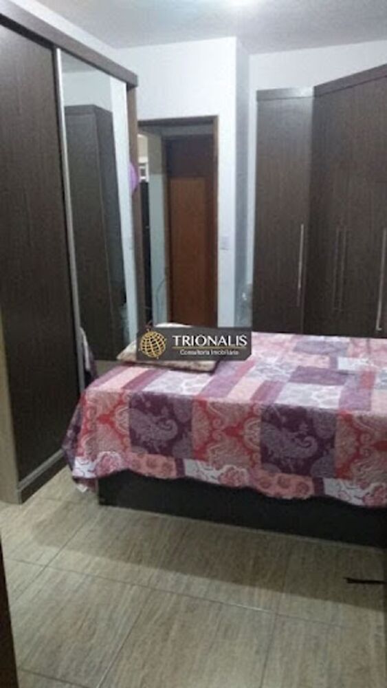Casa à venda com 3 quartos, 100m² - Foto 3