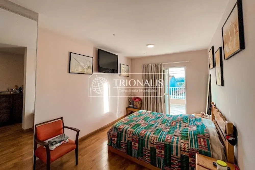 Casa, 3 quartos, 225 m² - Foto 9