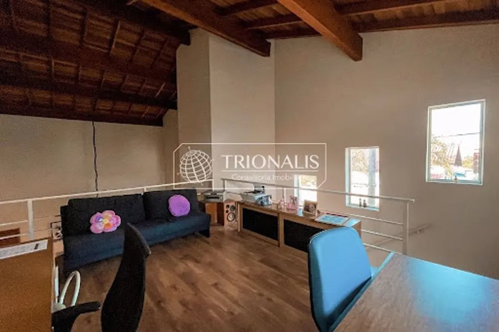 Casa, 3 quartos, 225 m² - Foto 11