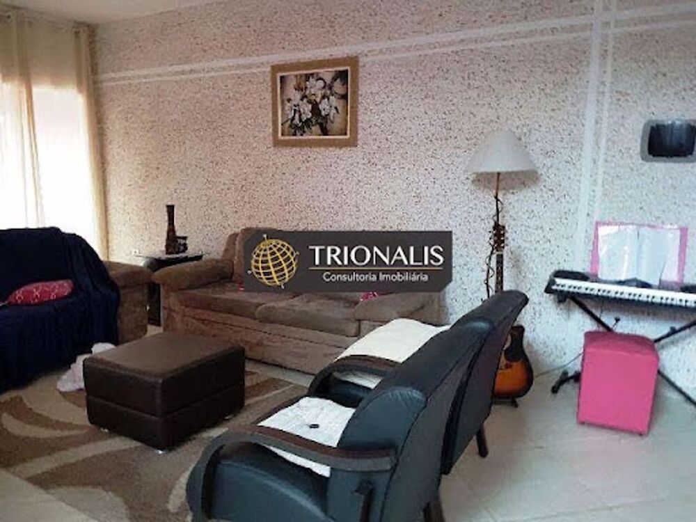 Casa à venda com 3 quartos, 270m² - Foto 5