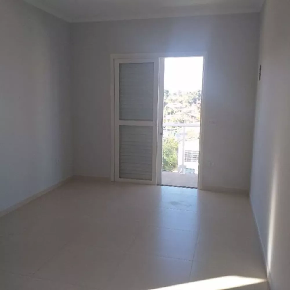 Casa à venda com 3 quartos, 230m² - Foto 23