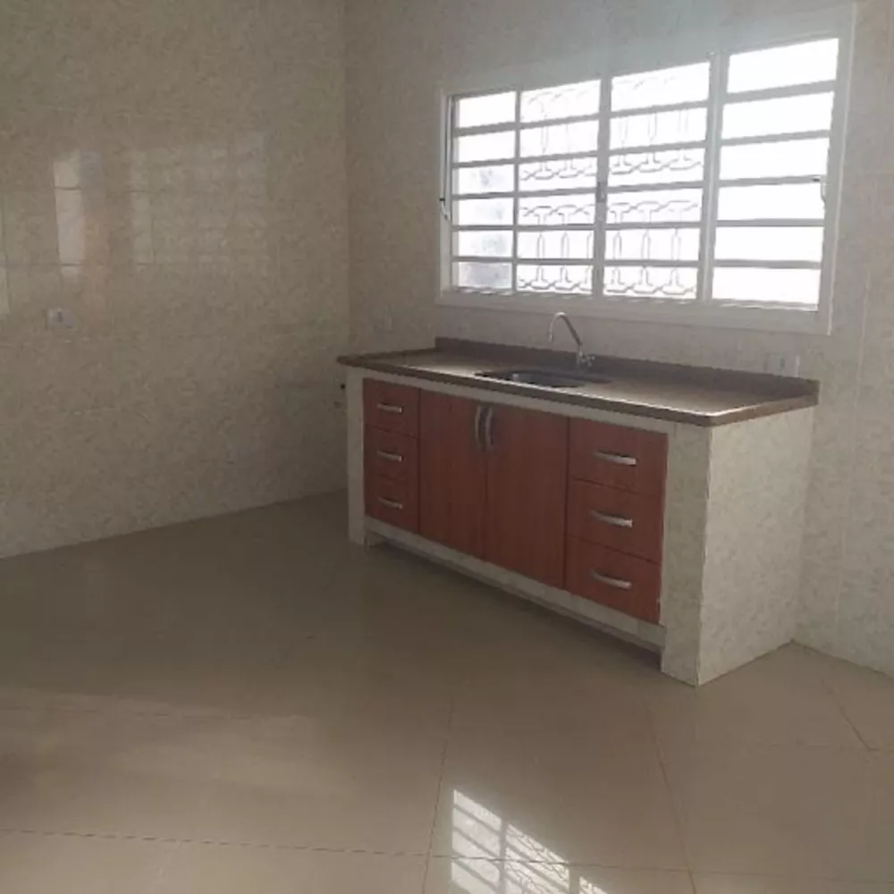 Casa à venda com 3 quartos, 230m² - Foto 8