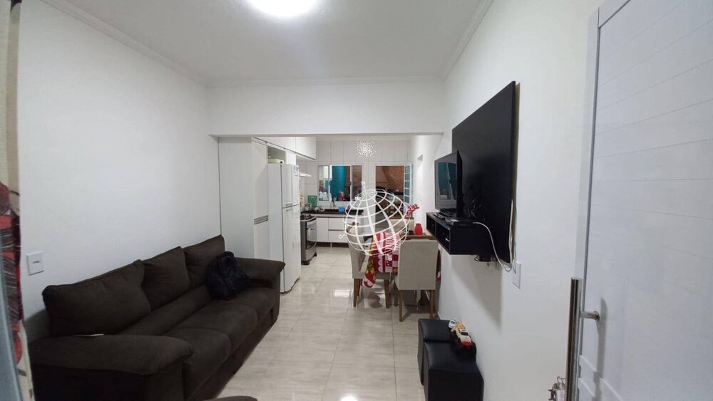 Casa à venda com 2 quartos, 100m² - Foto 4