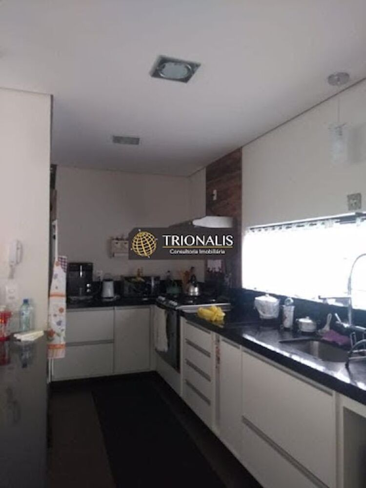 Casa, 3 quartos, 330 m² - Foto 10