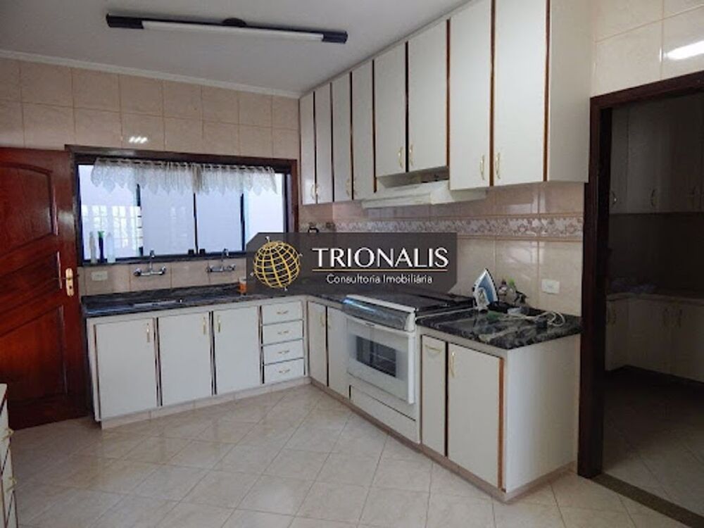Casa, 4 quartos, 320 m² - Foto 3