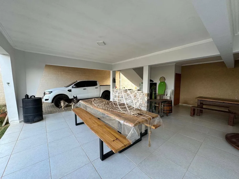 Casa, 3 quartos, 844 m² - Foto 2