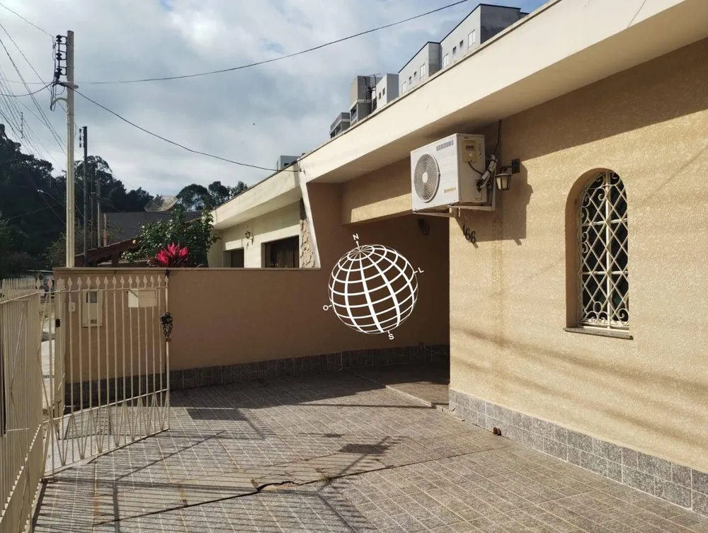 Casa, 3 quartos, 180 m² - Foto 2