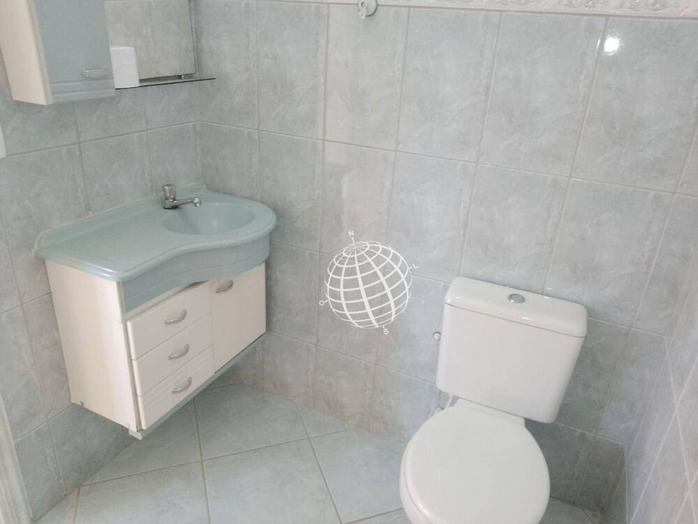 Casa à venda com 3 quartos, 323m² - Foto 4