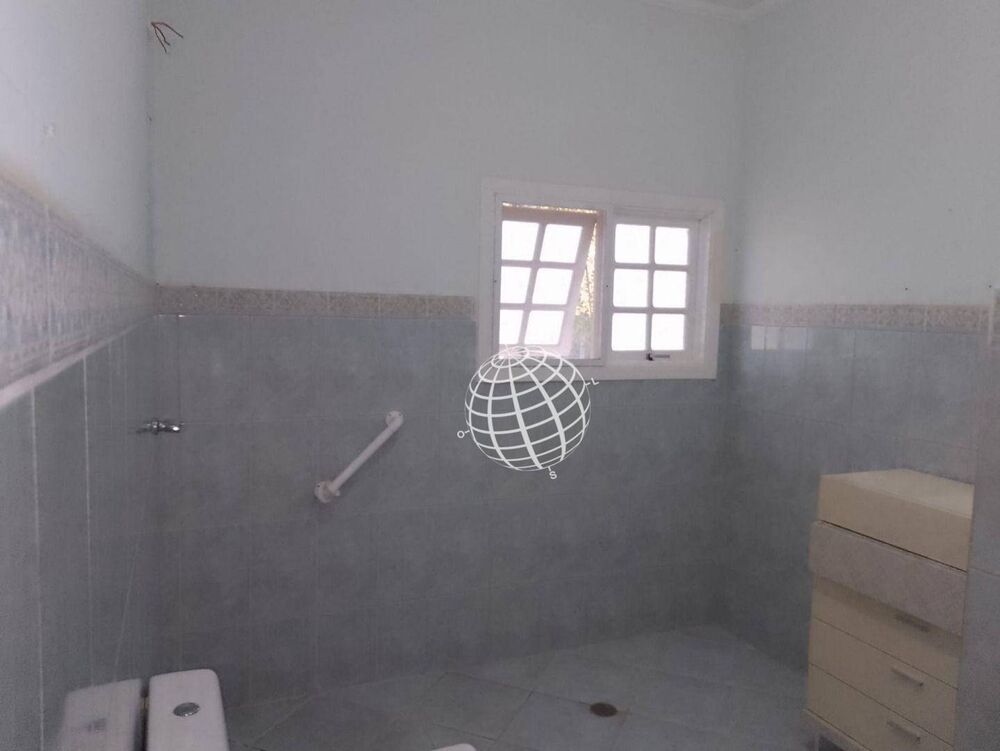 Casa à venda com 3 quartos, 323m² - Foto 5