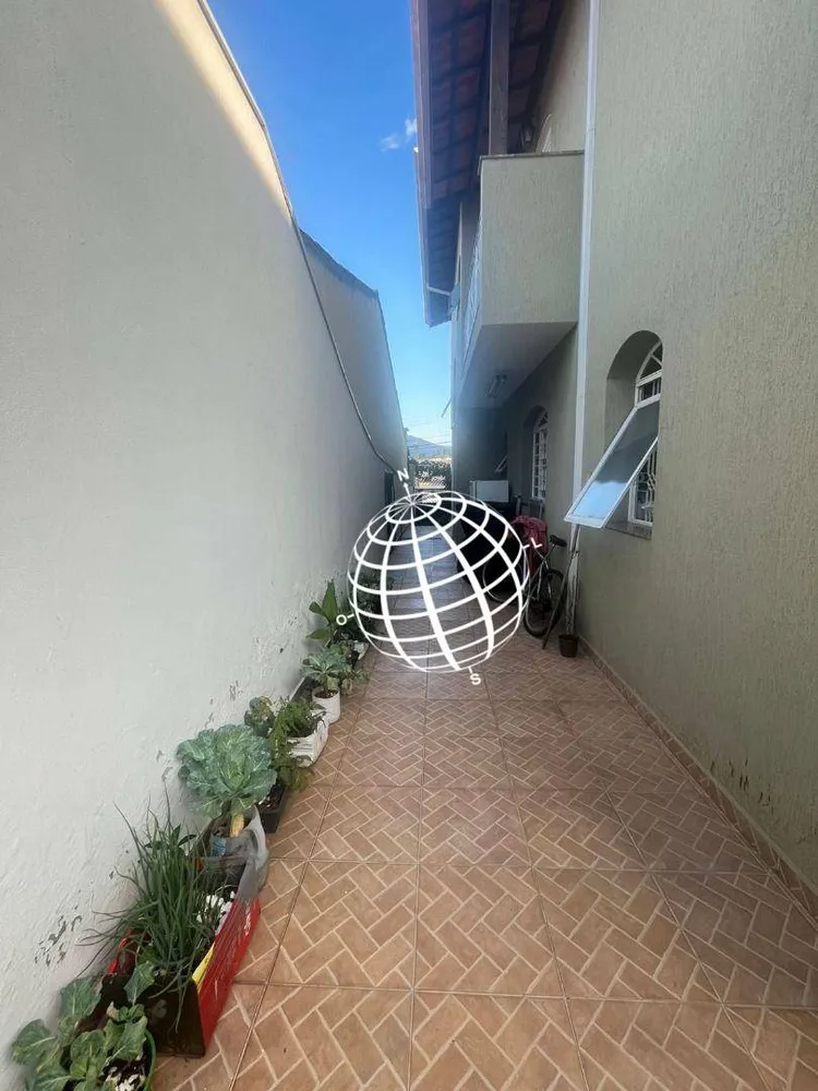 Casa, 3 quartos, 190 m² - Foto 1