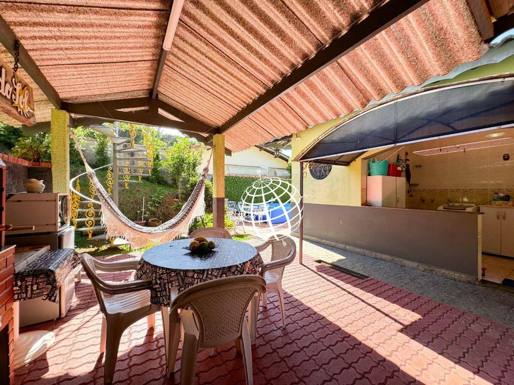 Chácara, 3 quartos, 1376 m² - Foto 2