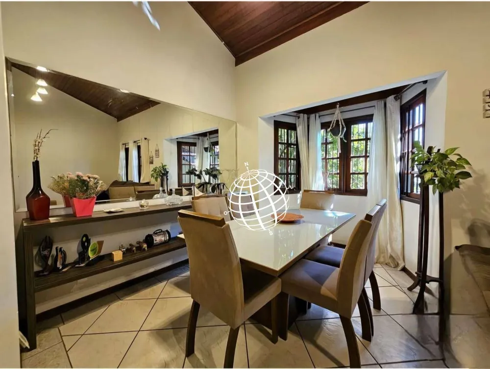 Casa, 3 quartos, 230 m² - Foto 4