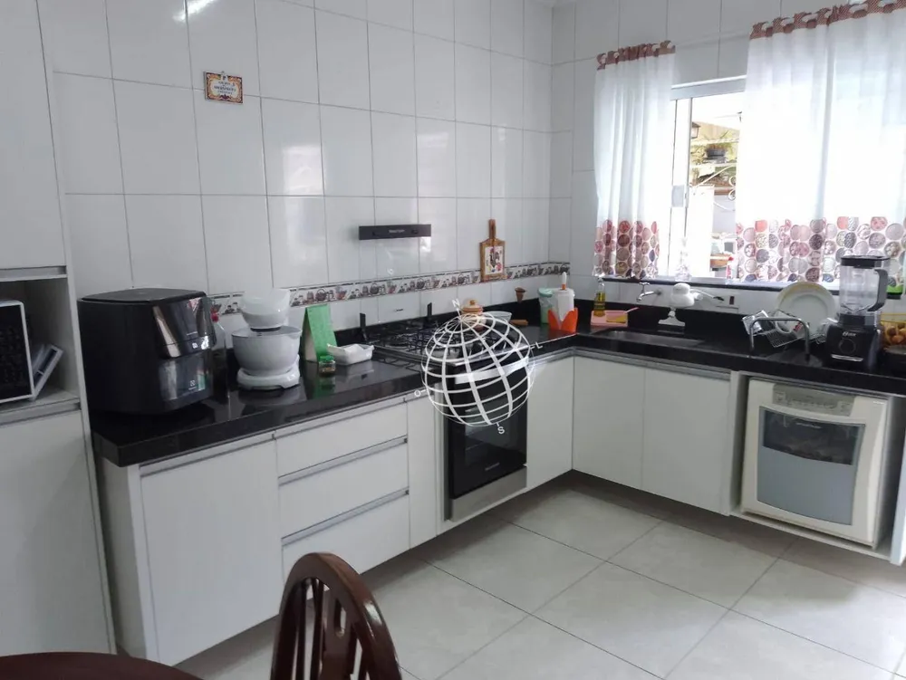 Casa, 3 quartos, 186 m² - Foto 1