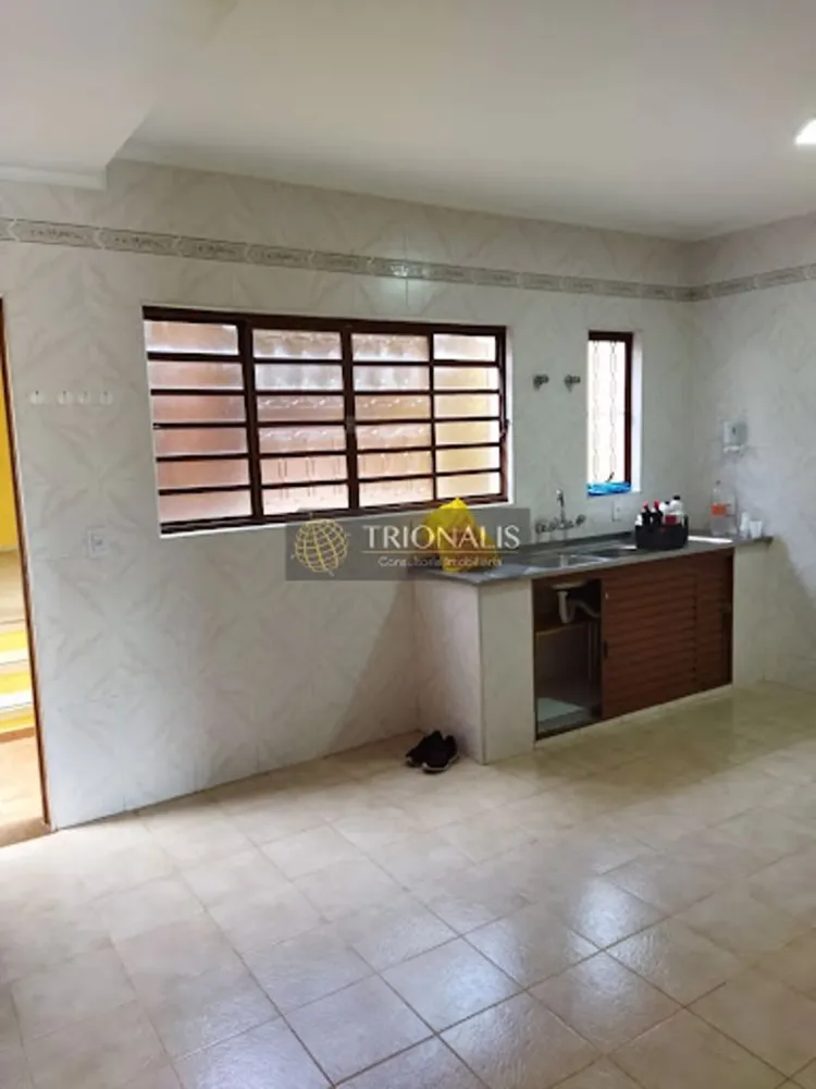 Casa, 4 quartos, 227 m² - Foto 12