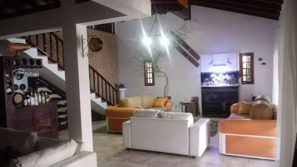 Chácara à venda com 3 quartos, 450m² - Foto 4