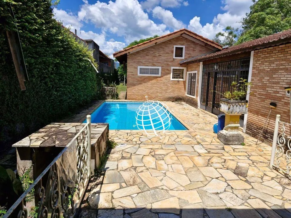 Chácara, 3 quartos, 2040 m² - Foto 1
