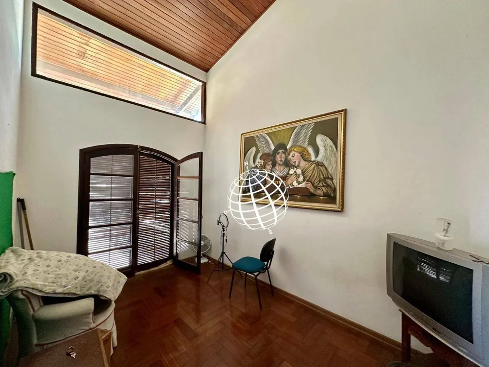 Casa, 5 quartos, 447 m² - Foto 1