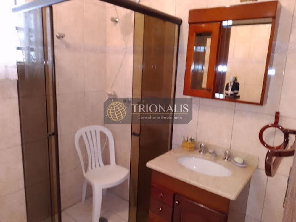 Casa, 3 quartos, 230 m² - Foto 4
