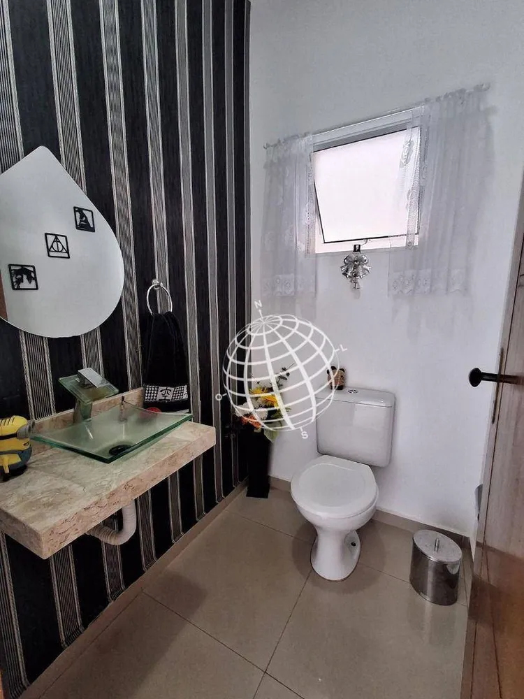 Casa, 3 quartos, 202 m² - Foto 3