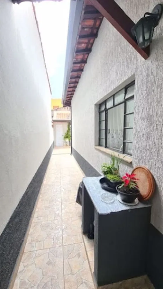 Casa, 3 quartos, 142 m² - Foto 1